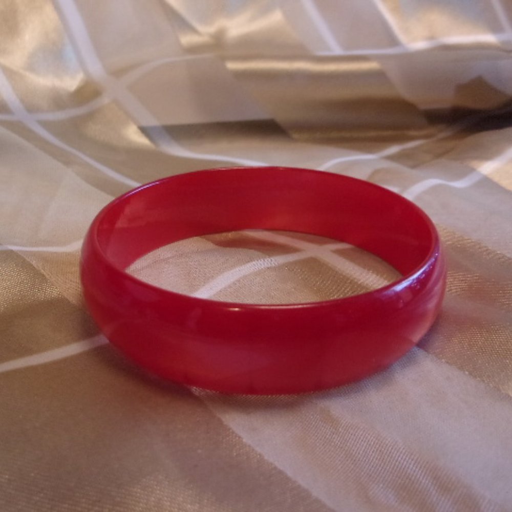 Vintage Red Pearlized Plastic Bangle Bracelet